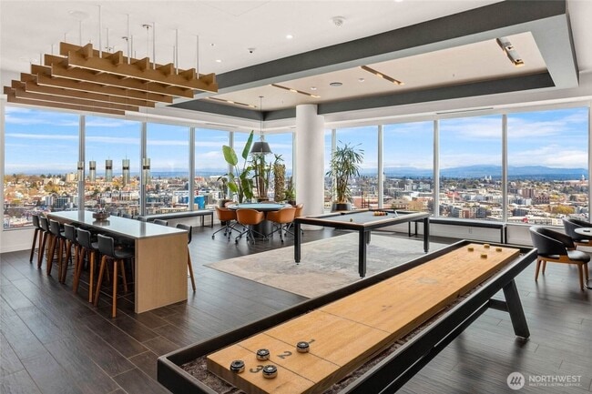 Building Photo - Seattle - Modern 1-Bedroom Condo with Stun...