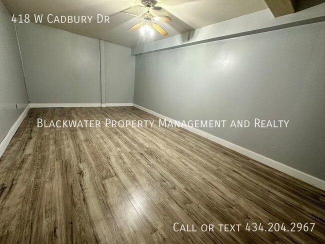 Building Photo - 3 Bedroom Townhome in Georgetown Forest! W...