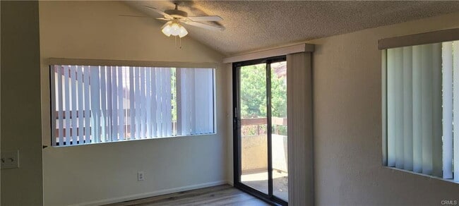 Building Photo - 27925 Tyler Ln