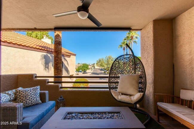 Building Photo - 10301 N 70th St