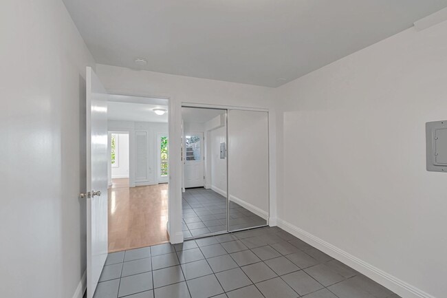 Building Photo - Charming Four Bedroom Home in Potrero Hill...