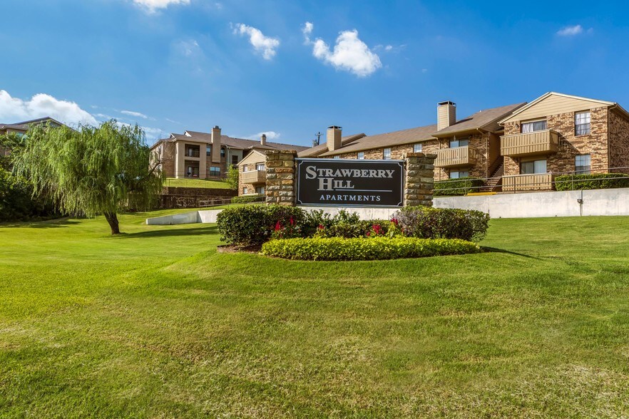 Strawberry Hill 800 W Cartwright Rd Mesquite TX 75149 Apartment Finder