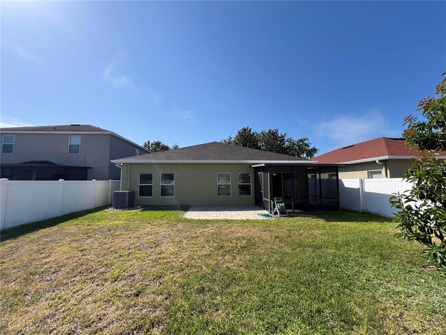 Building Photo - 2815 Cypress Bowl Rd
