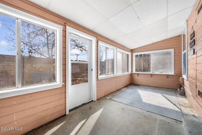 Building Photo - 1858 Park Cir Dr