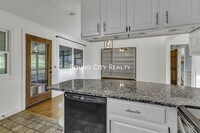 Building Photo - 6232 Henry Ford Dr