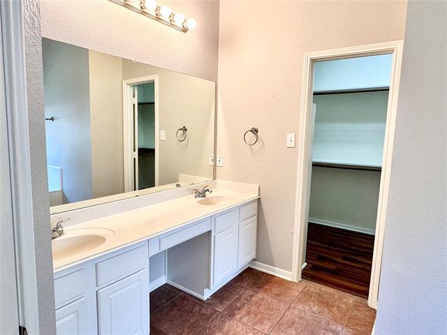 Building Photo - 4108 Orchid Ln