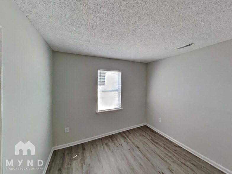 Building Photo - 13933 Eden Ct
