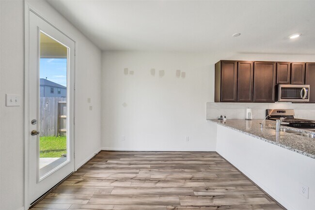 Building Photo - 2844 Grand Anse Dr