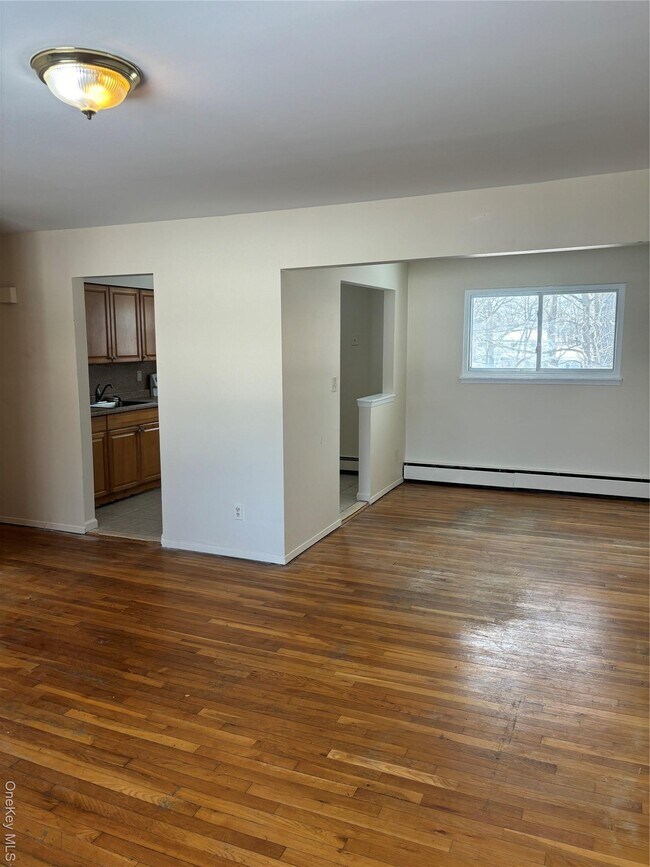 Building Photo - 148 N 22nd St