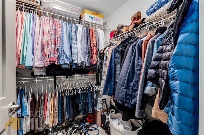 Building Photo - 1100 Howell Mill Rd NW