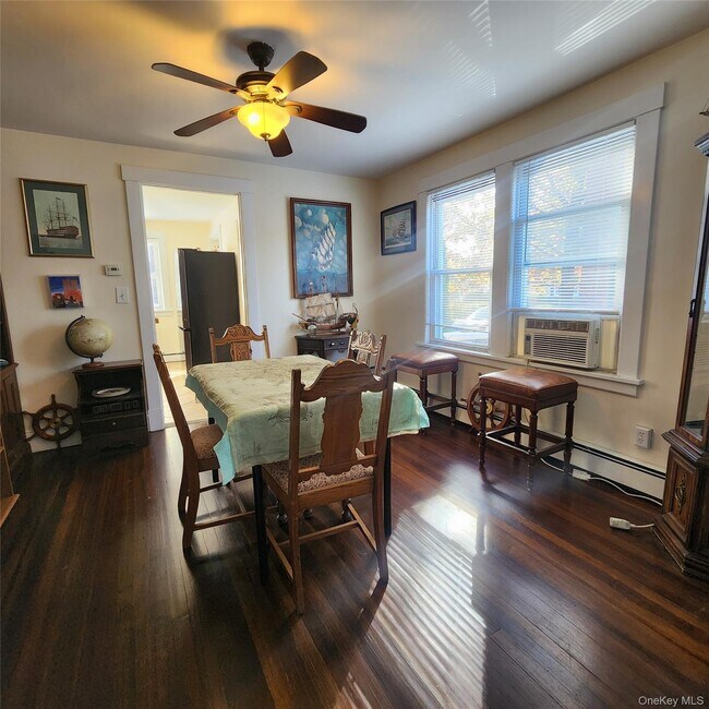 Building Photo - 24 Prairie Ave