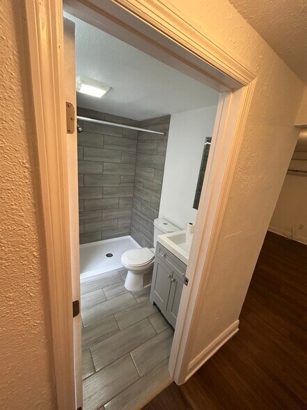 Building Photo - 308 Petteway Dr