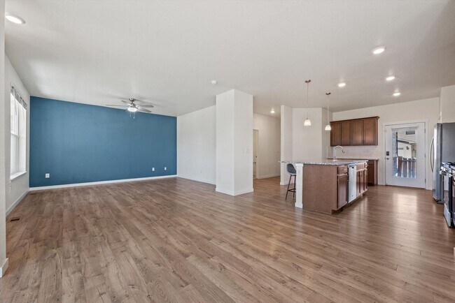 Building Photo - 21864 E 9th Pl