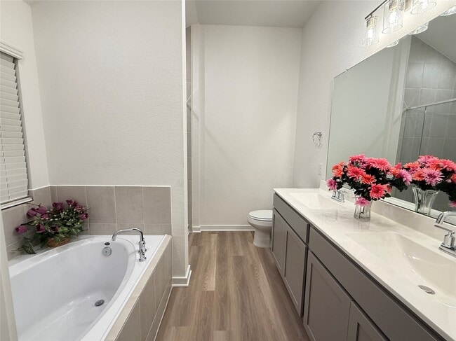 Building Photo - 3339 Silvery Bryum Dr