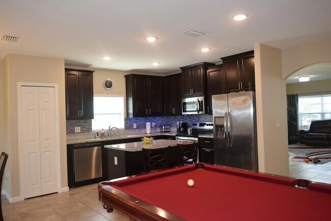 Building Photo - 4060 Dragonfly Dr