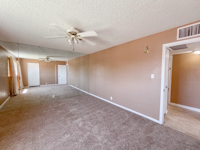 Building Photo - 4620 Nolan Ln