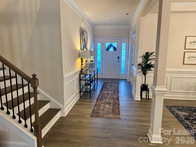 Building Photo - 1058 Thoroughbred Dr.