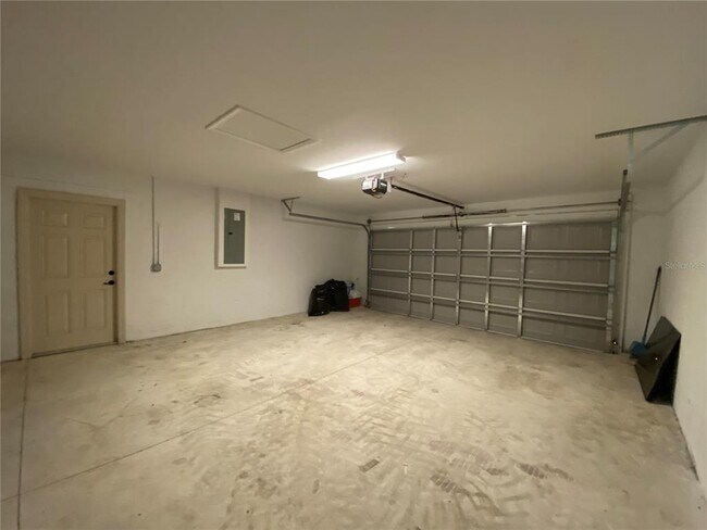 Building Photo - 13760 SW 81 Cir