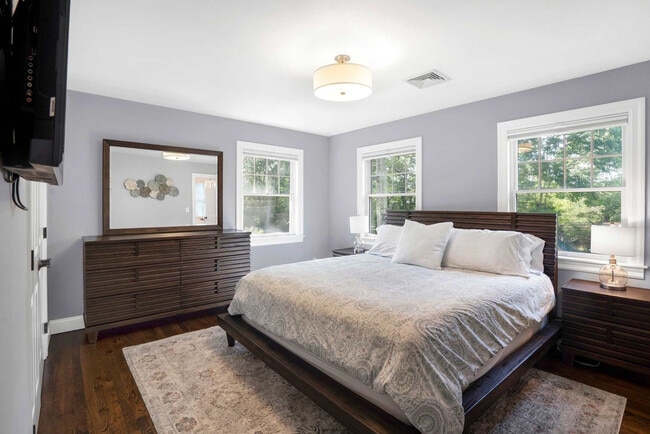 Building Photo - 30 Old Fish Cove Rd