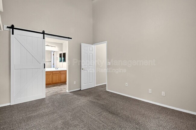 Building Photo - 3890 Strawberry Field Grove