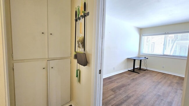 Building Photo - 4120 Kansas St