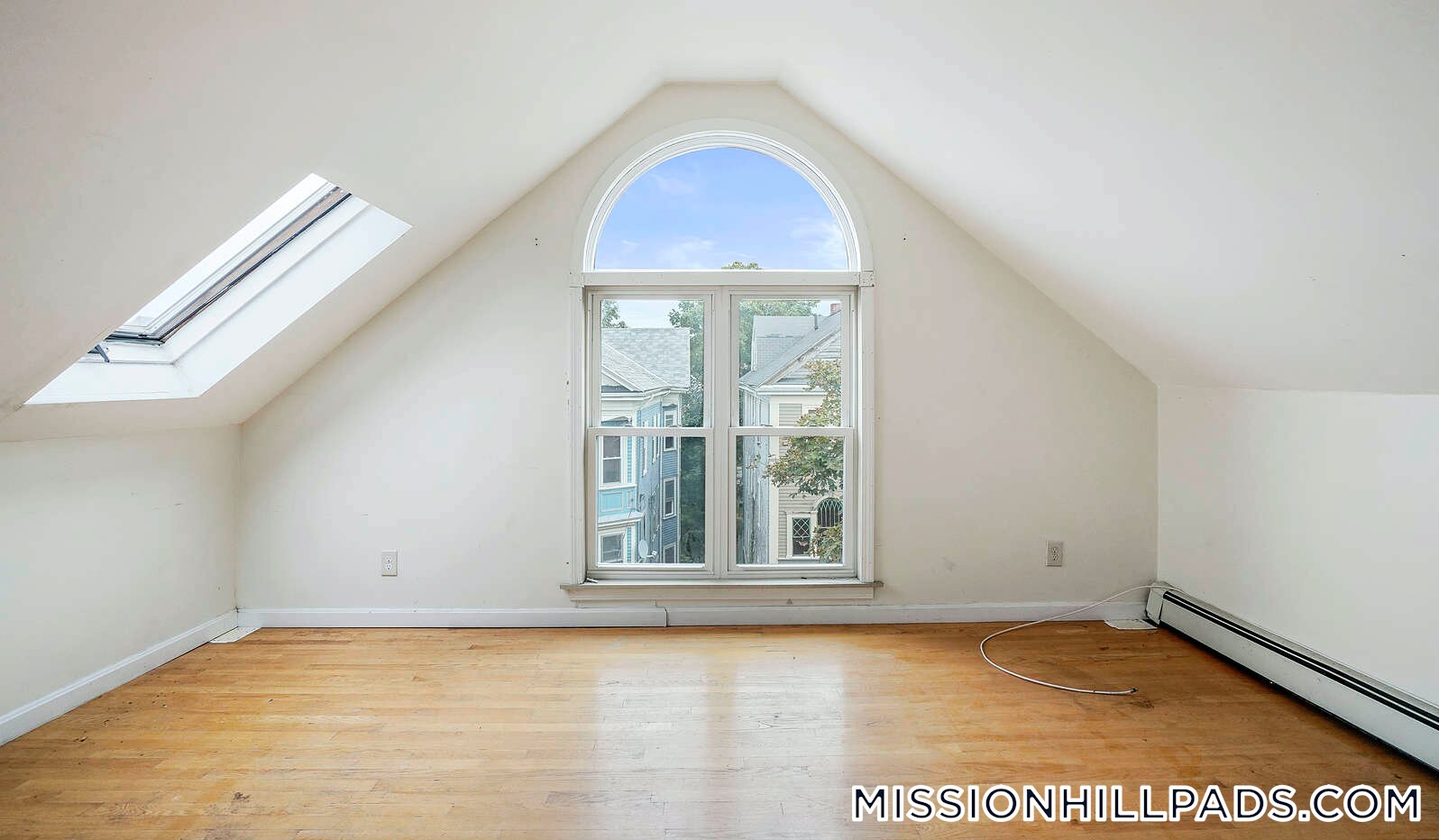 Building Photo - 13 Sachem St