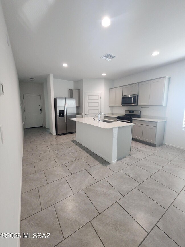 Building Photo - 3463 N Kellen Cyn Ct