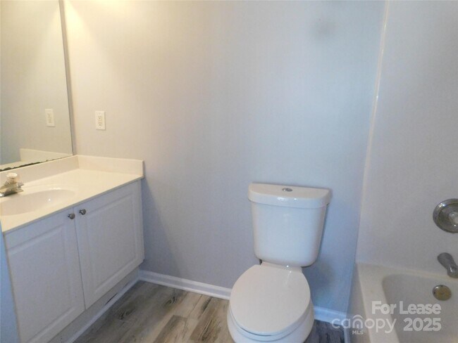 Building Photo - 1119 Hannah Rae Ct