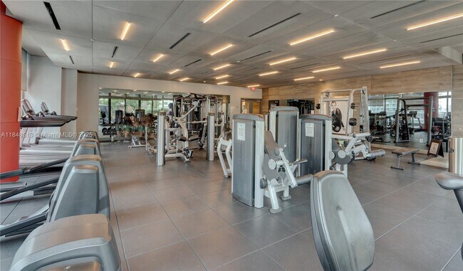Building Photo - 1080 Brickell Ave