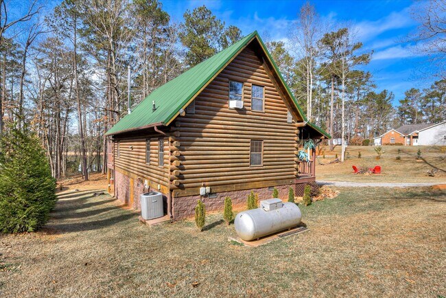Building Photo - Fully Furnished Monthly Lake Cabin Rental | Available October – March