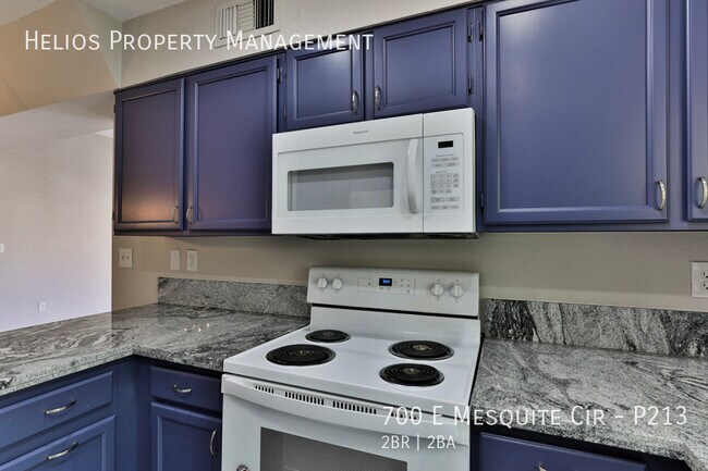Building Photo - 700 E Mesquite Cir