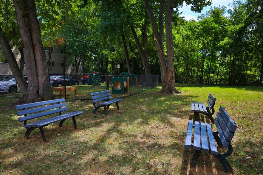 Downing Apartments 76157617 Rising Sun Ave Philadelphia PA 19111