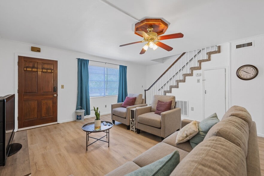 Building Photo - 1002 Ogrady Dr