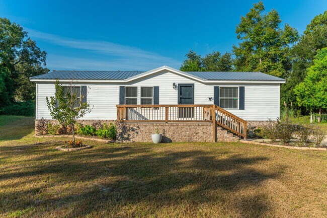 Building Photo - 264 Pinelog St