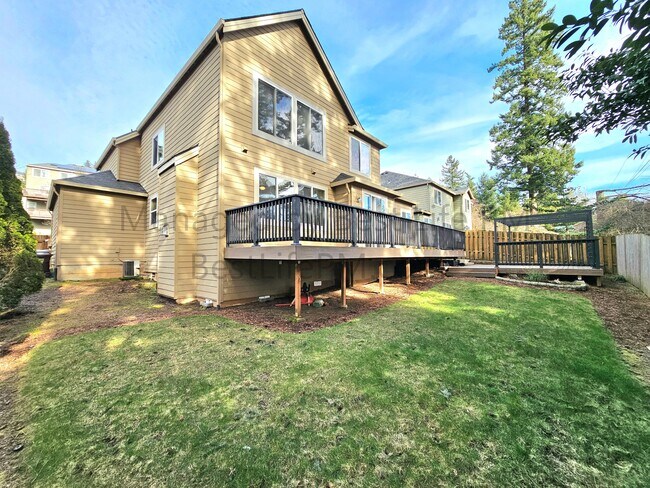 Building Photo - 11040 SE William Otty Rd