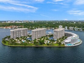 Building Photo - 3 Grove Isle Dr
