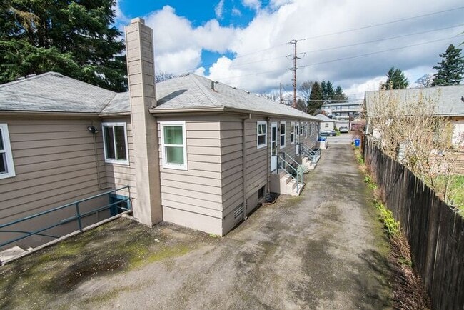 Building Photo - Cozy Creston Kenilworth Garden Apartment - New Reno, Walkable Vibes & $150 Amazon Gift Card!