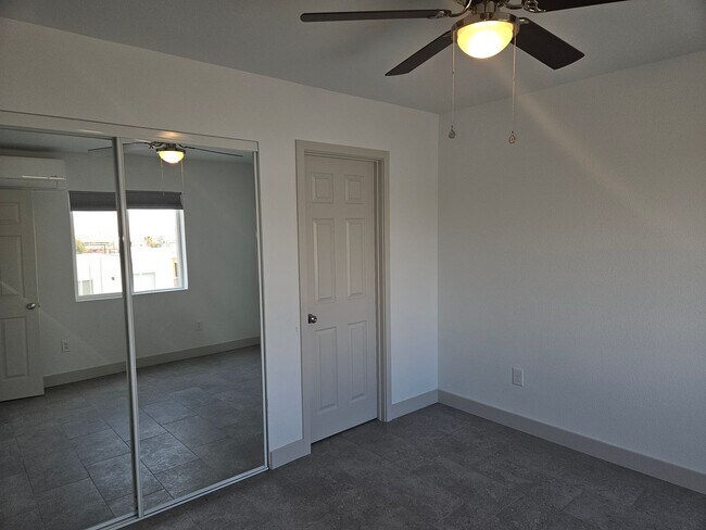 Building Photo - 183 Hacienda Loop