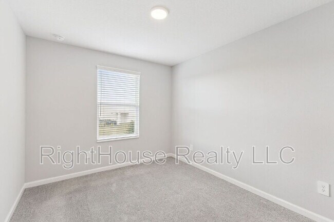 Building Photo - 212 Beautyberry Ln