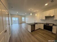 Building Photo - 414 Berlin Tpke