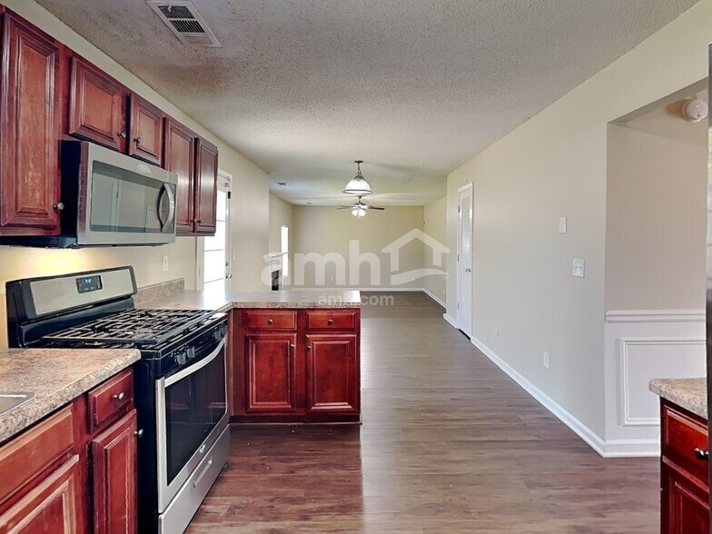 Building Photo - 1124 Stepping Stone Ln