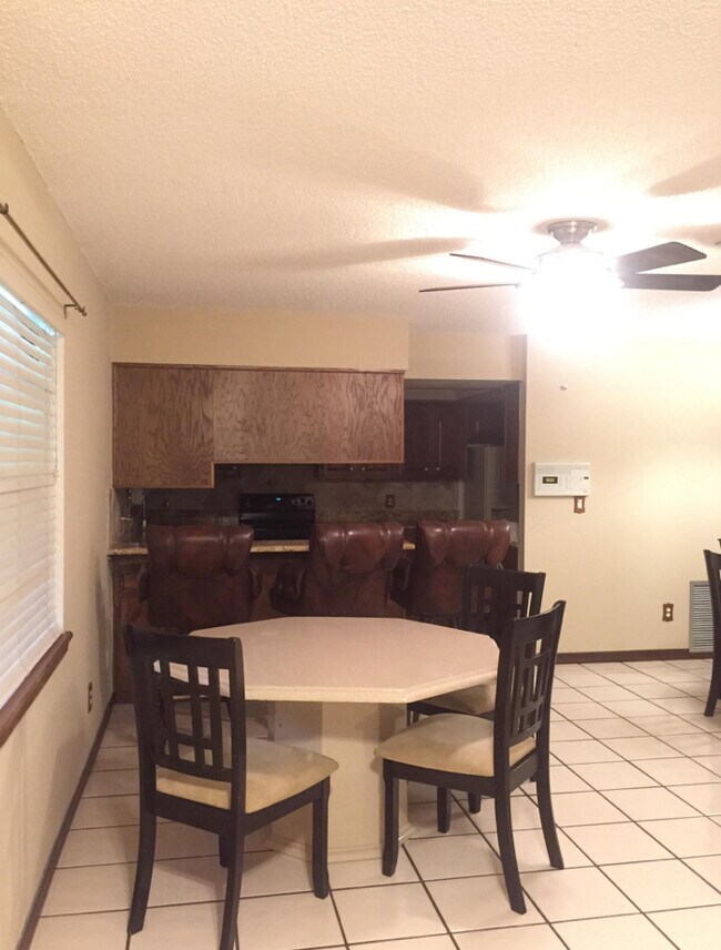 Building Photo - 4807 Shetland Trail