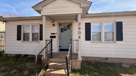 Building Photo - 2904 S Portland Ave
