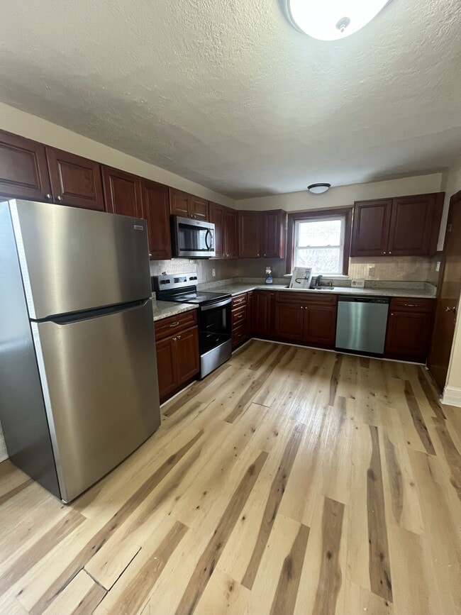 Building Photo - 701 Whittaker Ave