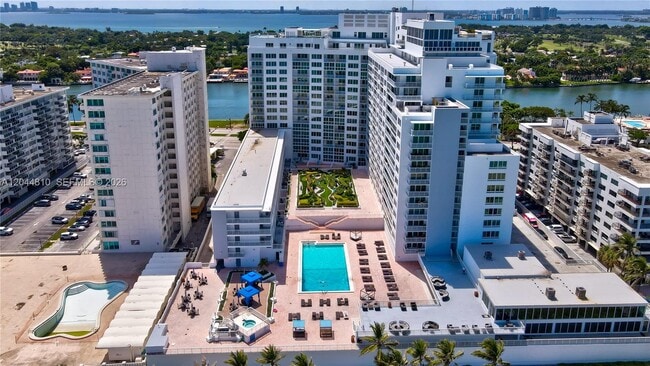 Building Photo - 5401 Collins Ave