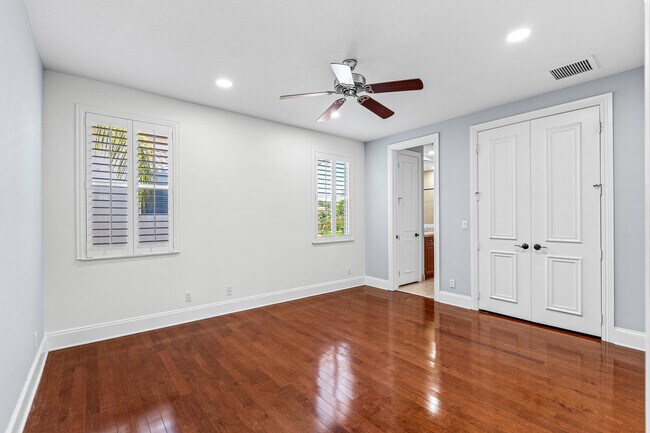 Building Photo - 17550 Circle Pond Ct