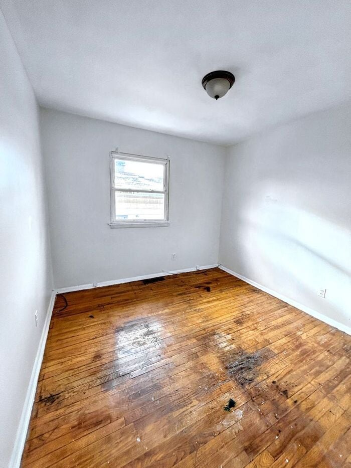 Building Photo - 4737 E 174th St