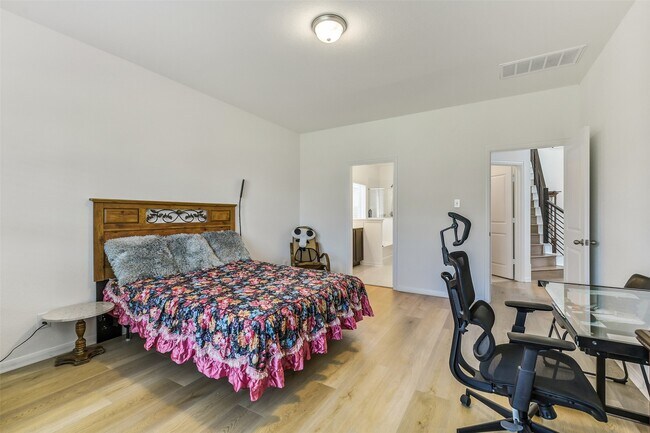 Building Photo - 22222 Opa Gln Dr