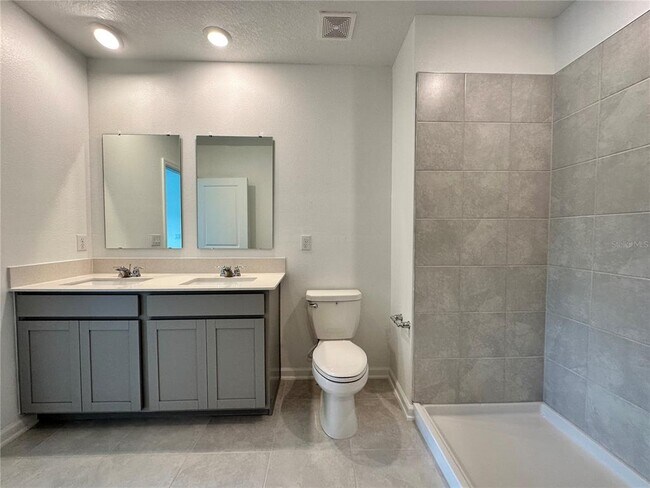 Building Photo - 309 Loch Ct