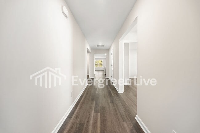 Building Photo - Coming Soon!